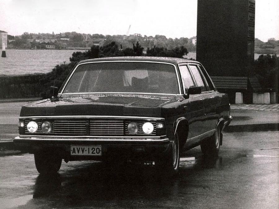  ГАЗ-14 Чайка 1976 года  (фото 6 из 20)